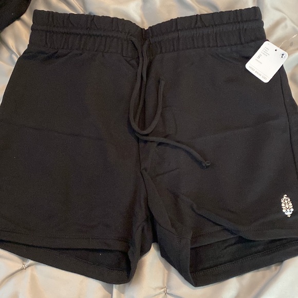 NWT. Free People Movement Sunny Sweatshirt Set - Picture 7 of 10